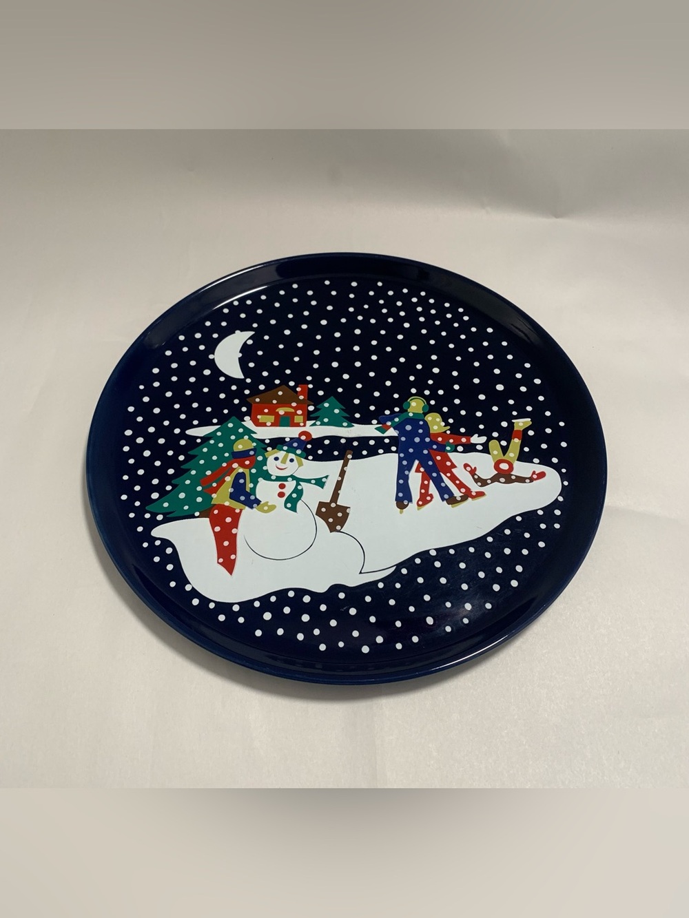 Lillian Vernon LV25,  11' Holiday Cake Plate Platter, Snow Scene on Navy Blue